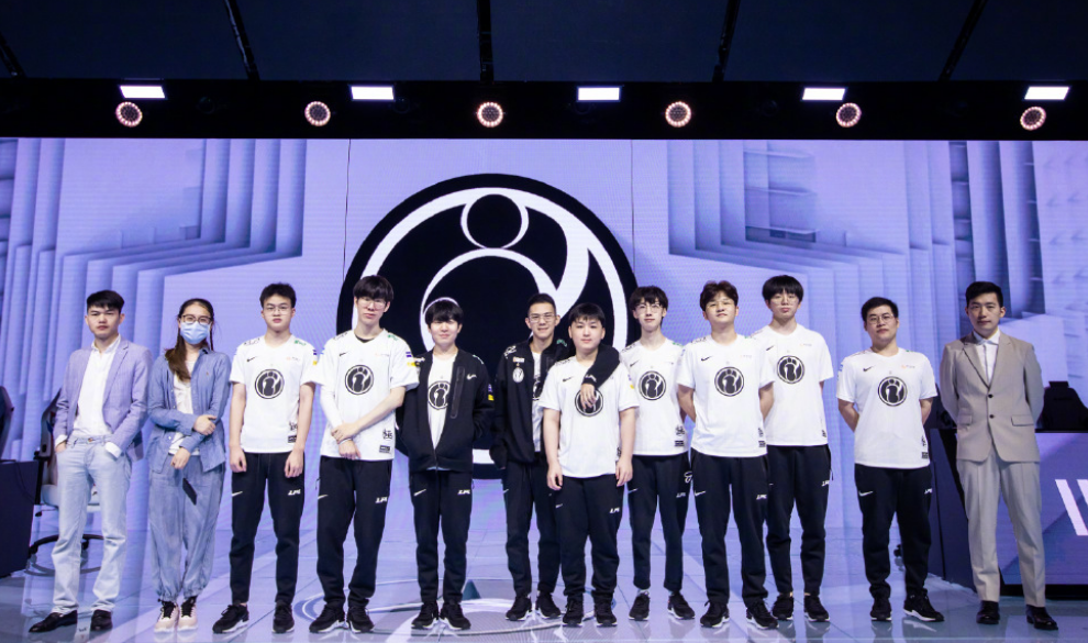 用行动续写 用行动续写